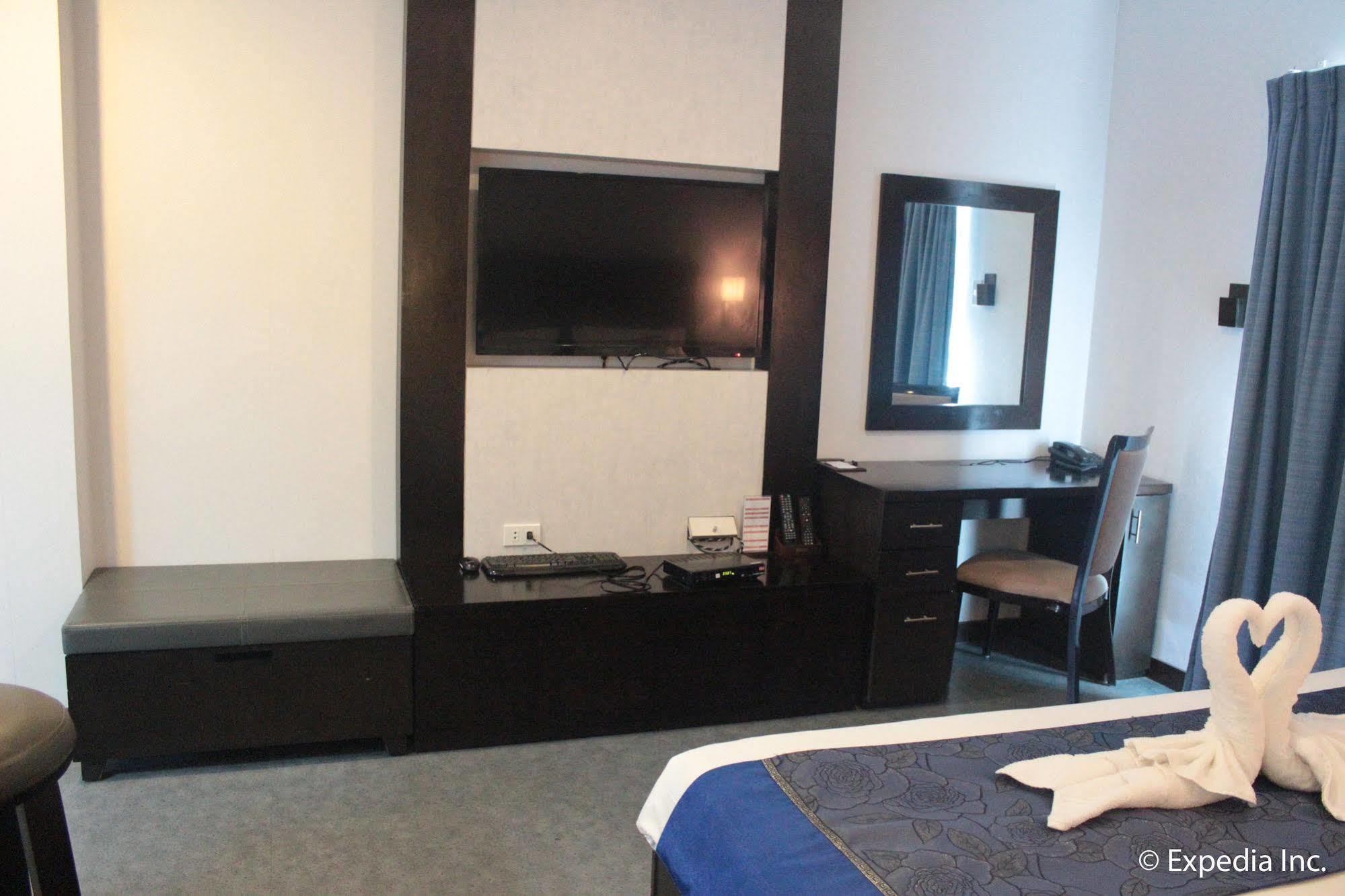 ซัน พลาซ่า ซูบิค โฮเต็ล Aparthotel โอลองกาโป ภายนอก รูปภาพ