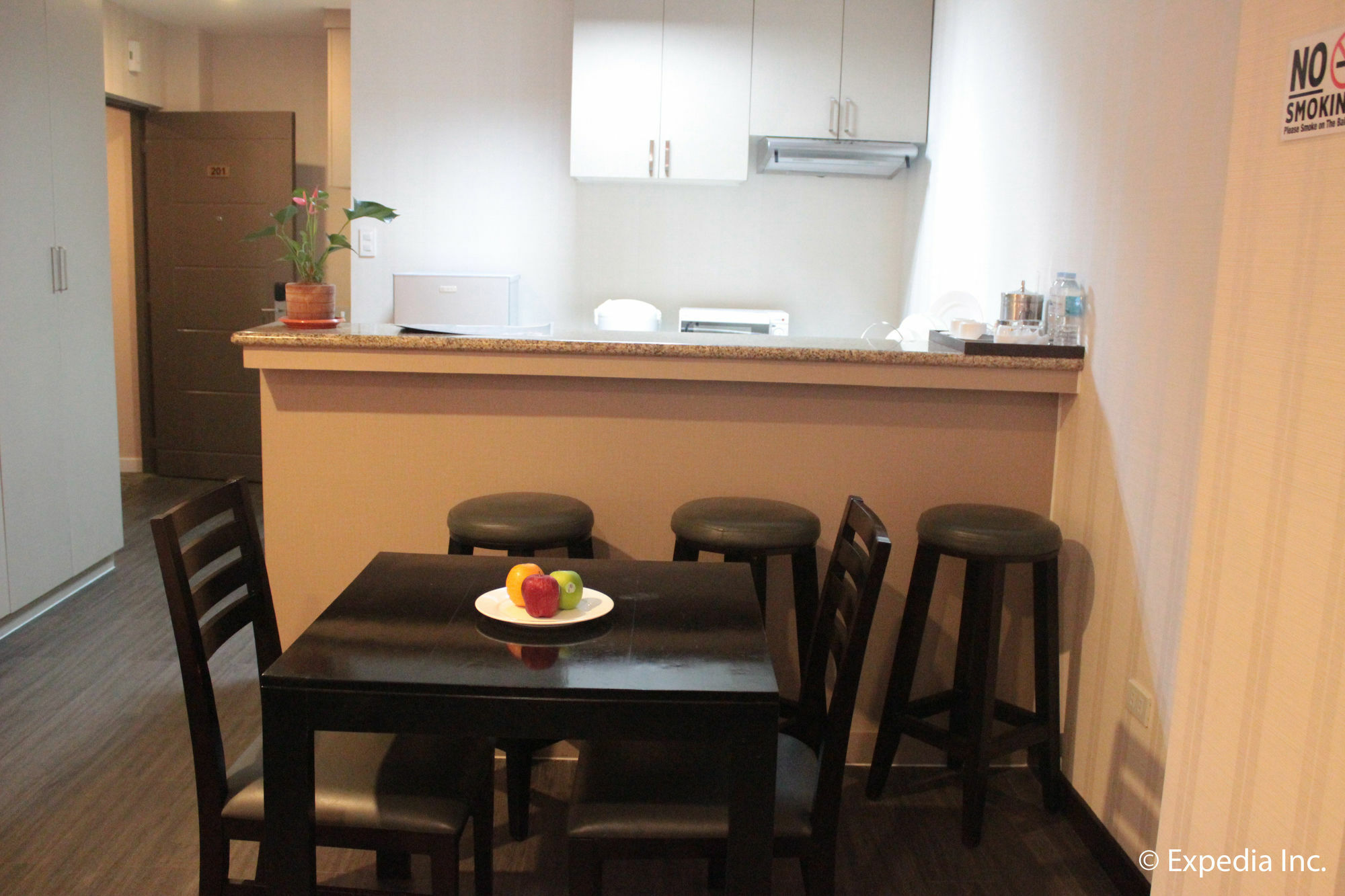 ซัน พลาซ่า ซูบิค โฮเต็ล Aparthotel โอลองกาโป ภายนอก รูปภาพ
